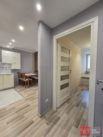 Mieszkanie 2-pokojowe Warszawa Śródmieście, al. Jana Pawła II. Zdjęcie 4