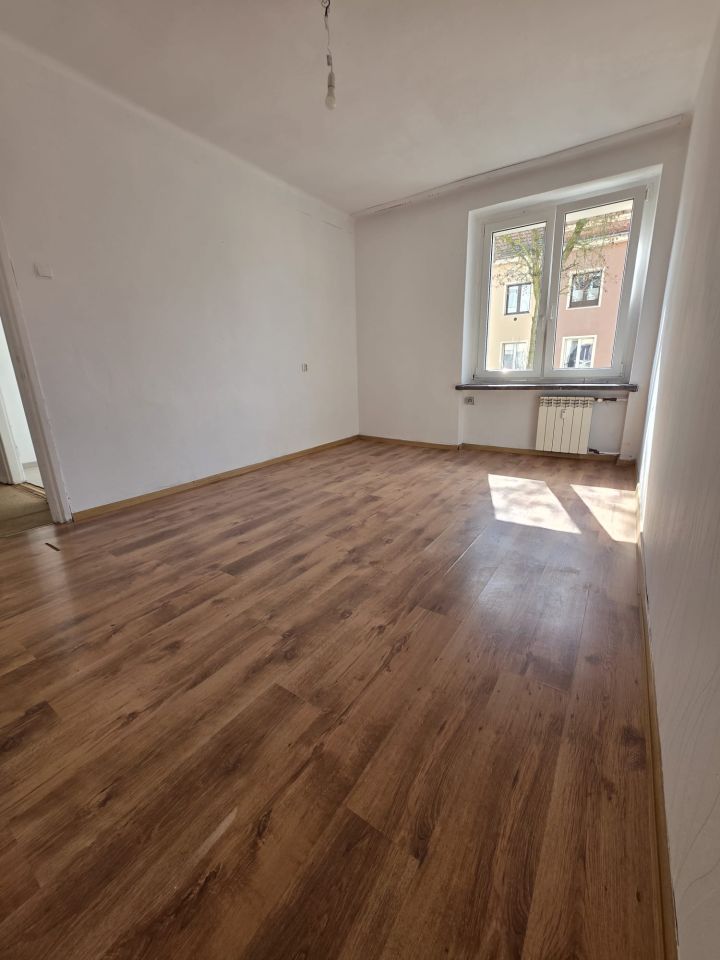 Mieszkanie 2-pokojowe Pyskowice, pl. marsz. Józefa Piłsudskiego. Zdjęcie 7