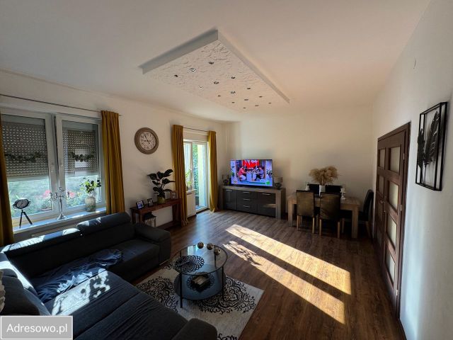 Mieszkanie 3-pokojowe Skarbimierz-Osiedle, ul. Klonowa. Zdjęcie 1