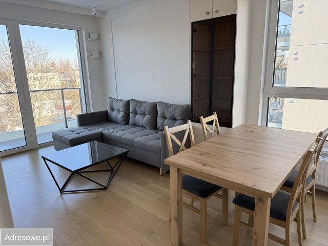 Mieszkanie 3-pokojowe Warszawa Praga-Północ. Zdjęcie 1