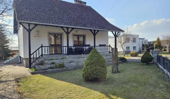 dom wolnostojący, 5 pokoi Kopanica, ul. Kwiatowa