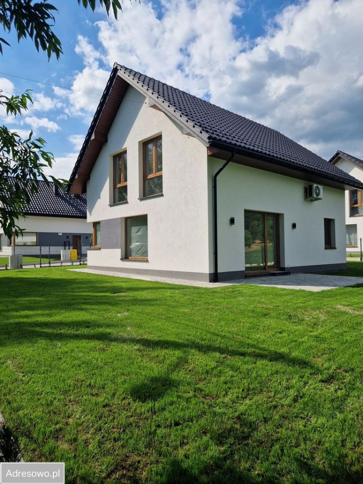 dom wolnostojący, 5 pokoi Bolechowice, ul. Spokojna. Zdjęcie 3