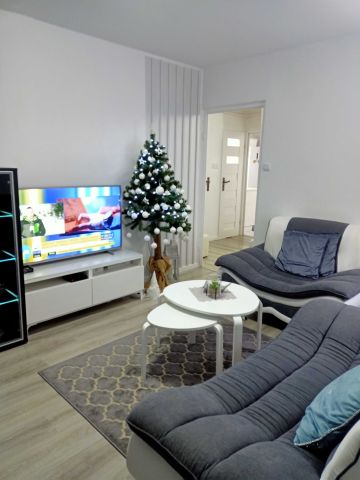 Mieszkanie 3-pokojowe Radomsko. Zdjęcie 1