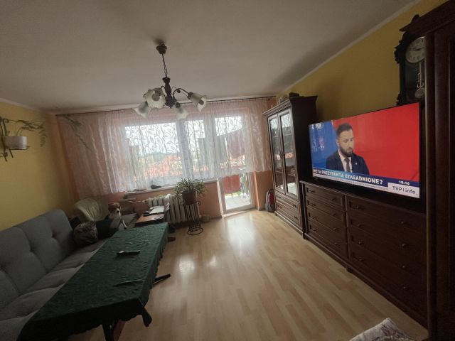 Mieszkanie 3-pokojowe Lewin Brzeski, ul. Narutowicza. Zdjęcie 1