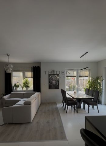 bliźniak, 5 pokoi Krupia Wólka. Zdjęcie 2