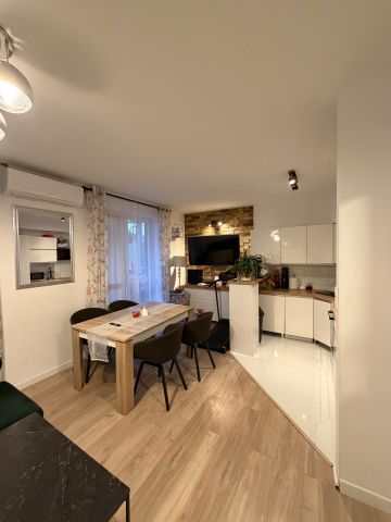 Mieszkanie 4-pokojowe Jasień, ul. Nowy Świat. Zdjęcie 1