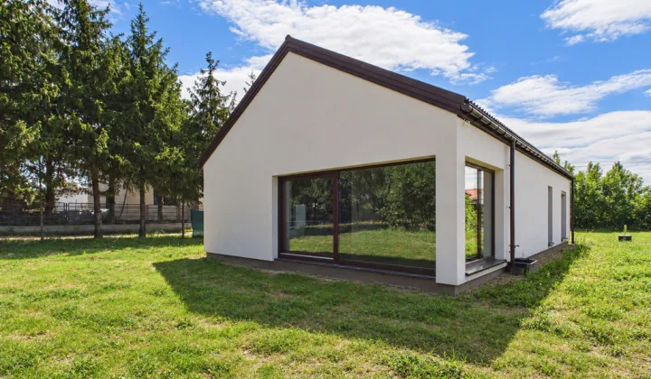dom wolnostojący, 4 pokoje Domaniew, ul. Jesienna