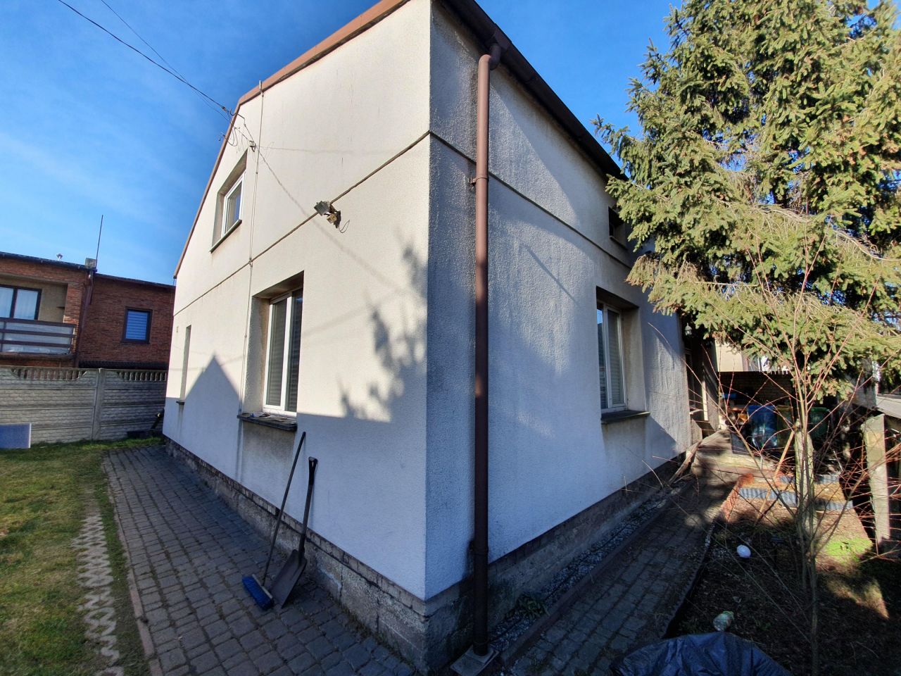 dom wolnostojący, 6 pokoi Gajkowice, ul. Wąska