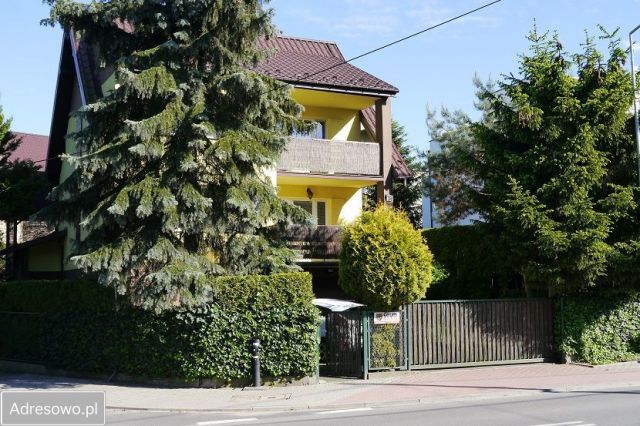 dom wolnostojący, 5 pokoi Wieliczka Lekarka, ul. Artura Grottgera. Zdjęcie 1