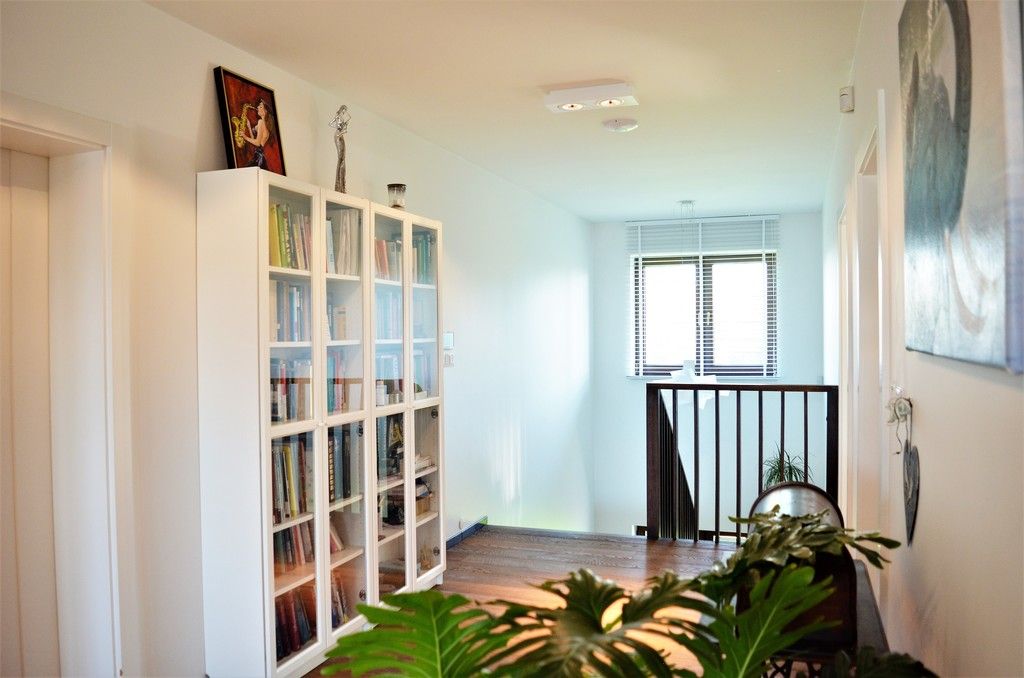 dom wolnostojący, 5 pokoi Zielonki-Wieś. Zdjęcie 15