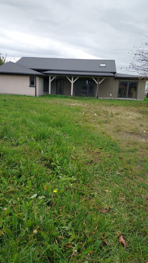 dom wolnostojący, 8 pokoi Karmanowice. Zdjęcie 2