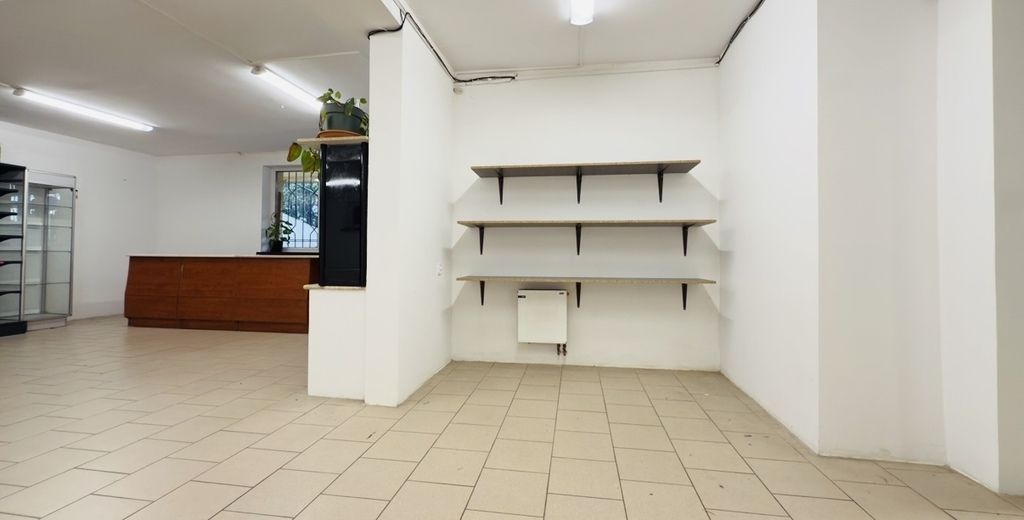 Lokal Rzeszów Nowe Miasto, al. prof. Adama Krzyżanowskiego. Zdjęcie 4