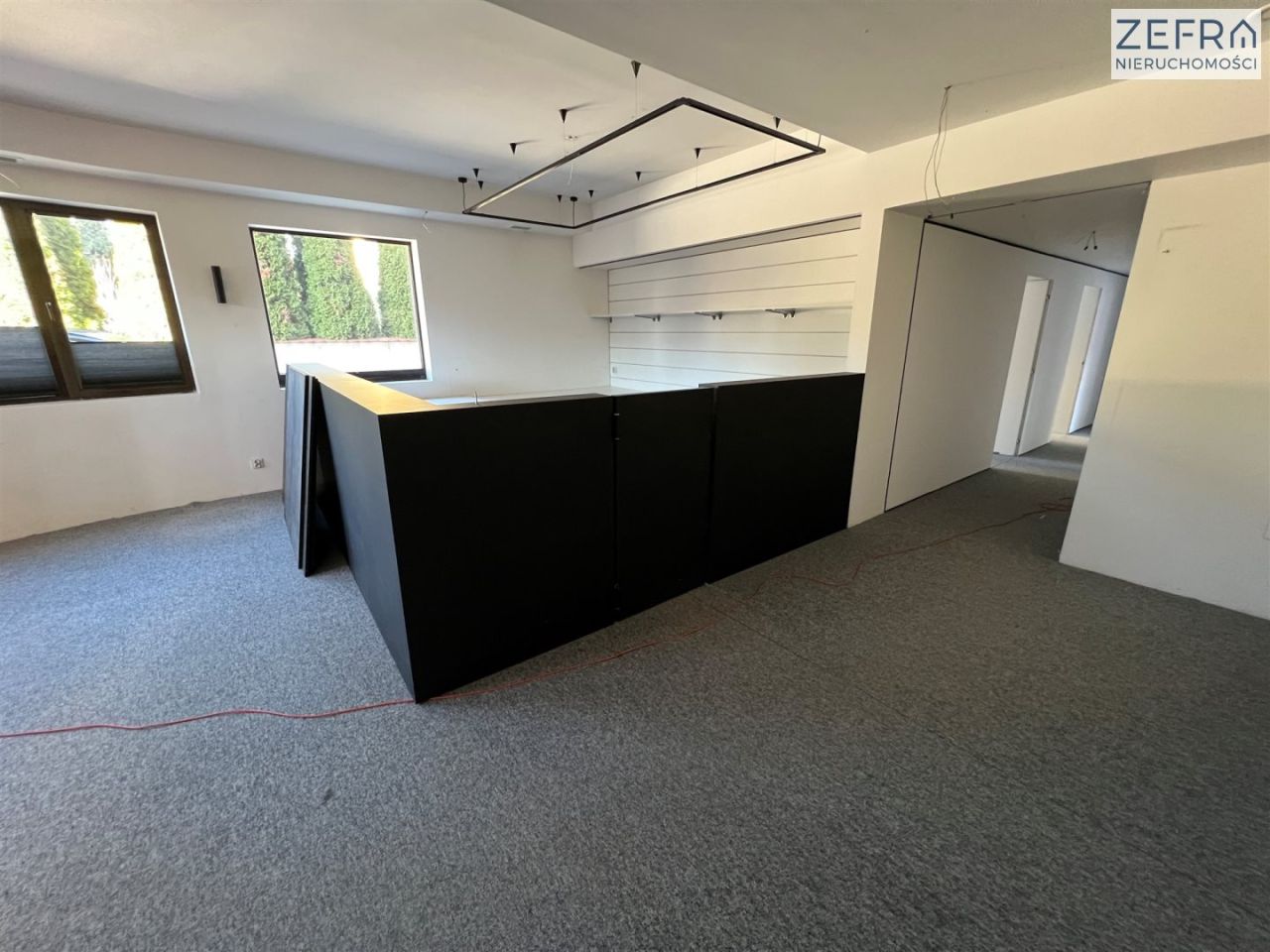 Biuro Kraków Prądnik Czerwony. Zdjęcie 1