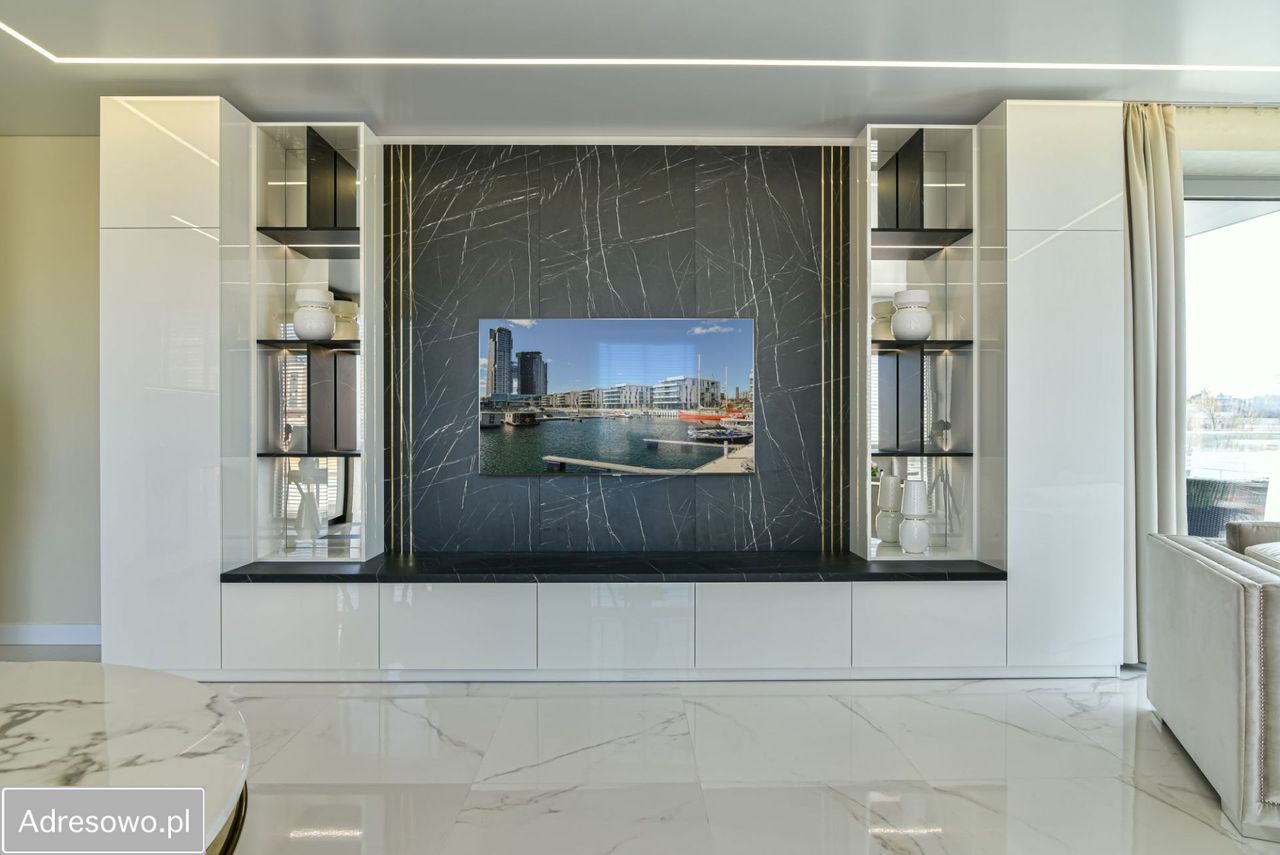 Mieszkanie 3-pokojowe Gdynia Śródmieście, ul. Arkadiusza Rybickiego. Zdjęcie 4