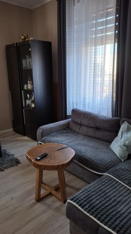 Mieszkanie 3-pokojowe Krzyż Wielkopolski, ul. Władysława Stanisława Reymonta. Zdjęcie 1