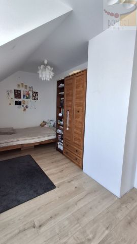 dom wolnostojący, 5 pokoi Jaktorów-Kolonia. Zdjęcie 16