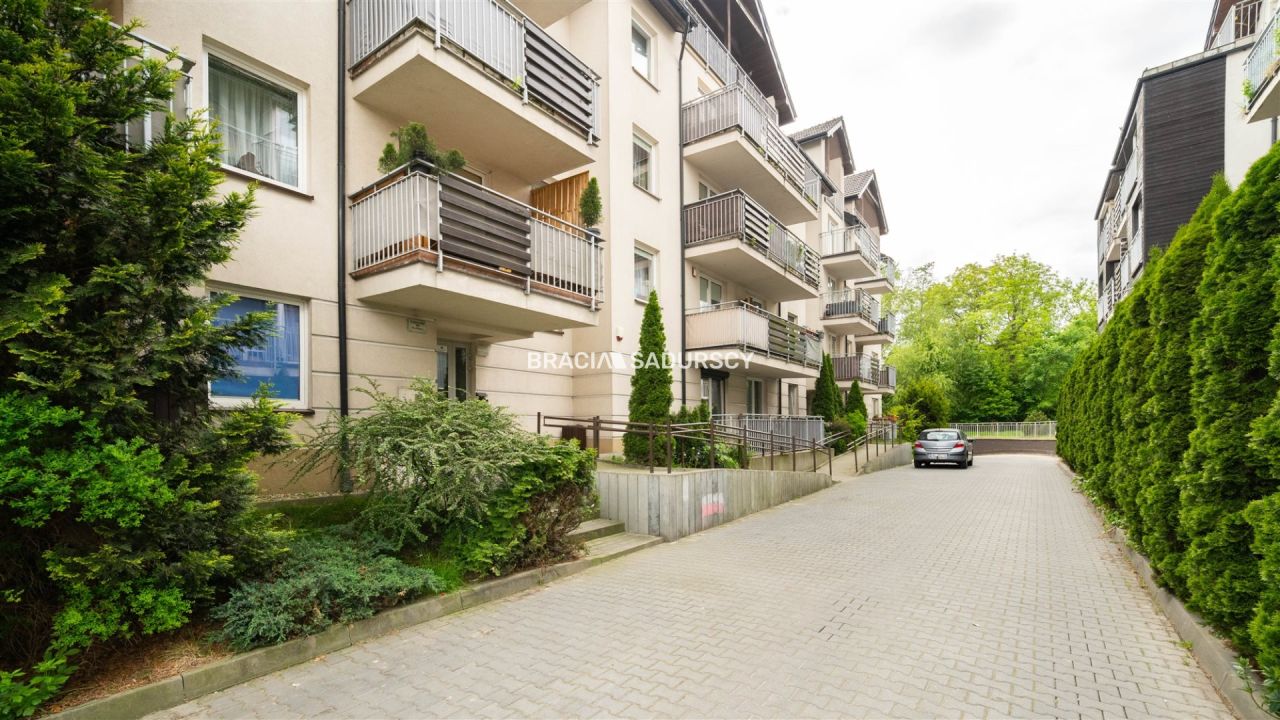 Mieszkanie 3-pokojowe Wieliczka, ul. Tadeusza Kościuszki. Zdjęcie 14