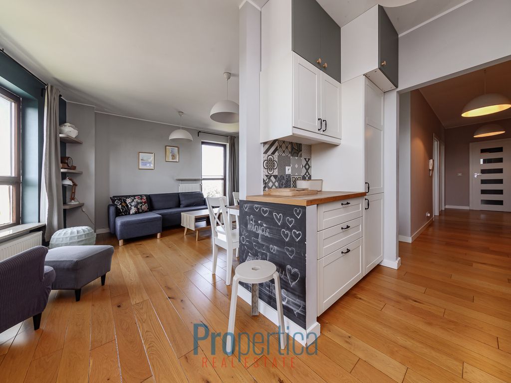 Mieszkanie 3-pokojowe Warszawa Ochota, ul. Bitwy Warszawskiej 1920 r.. Zdjęcie 8