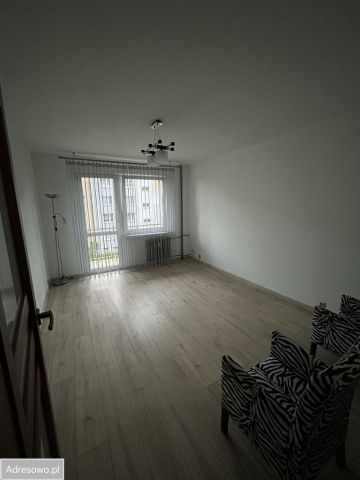 Mieszkanie 3-pokojowe Jarocin, os. Osiedle Konstytucji 3 Maja. Zdjęcie 1