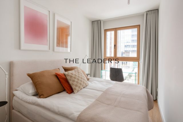 Mieszkanie 4-pokojowe Warszawa Wola, ul. Prosta. Zdjęcie 4