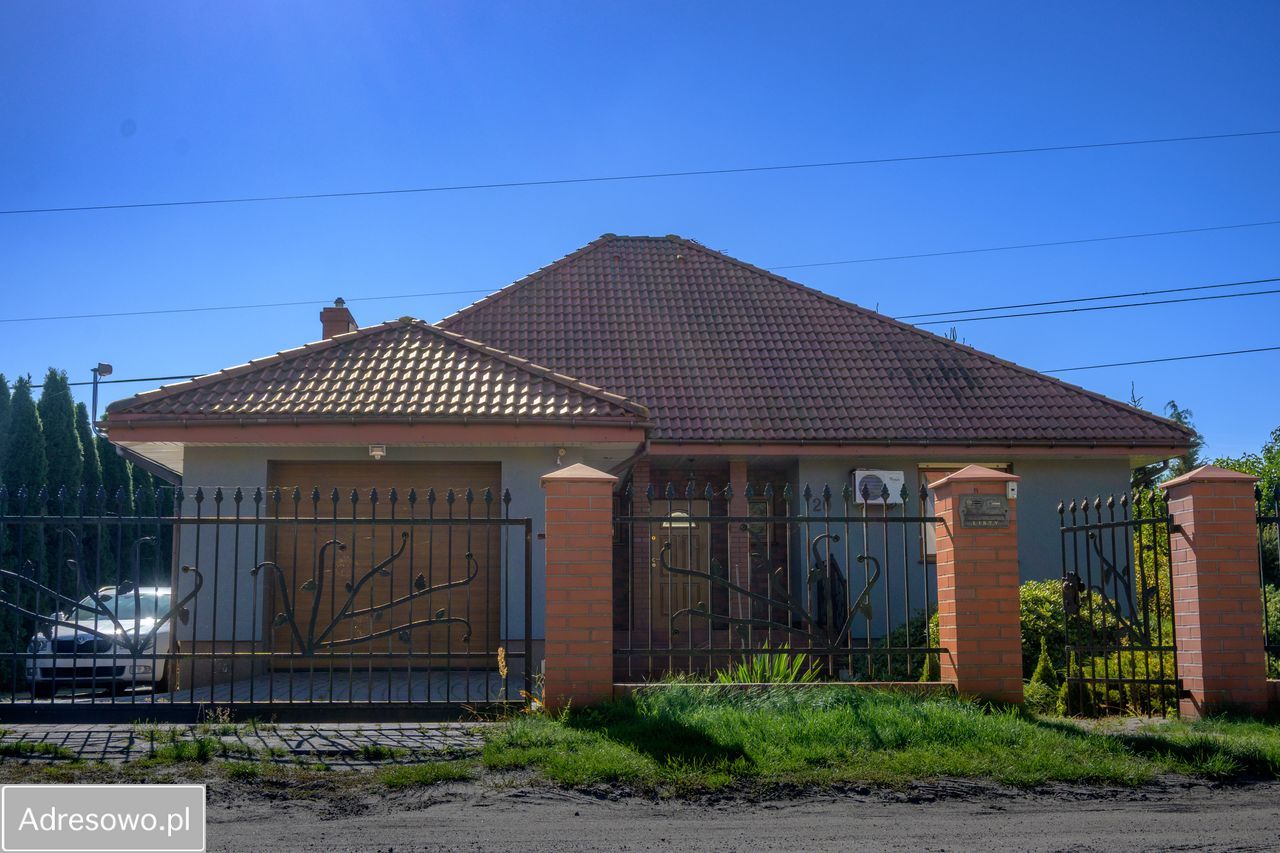 dom wolnostojący, 3 pokoje Przyłęki, ul. Młoda