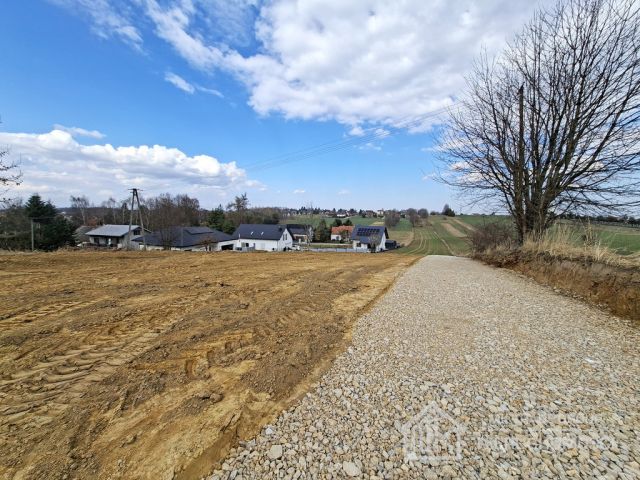 Działka budowlana Szarów. Zdjęcie 4