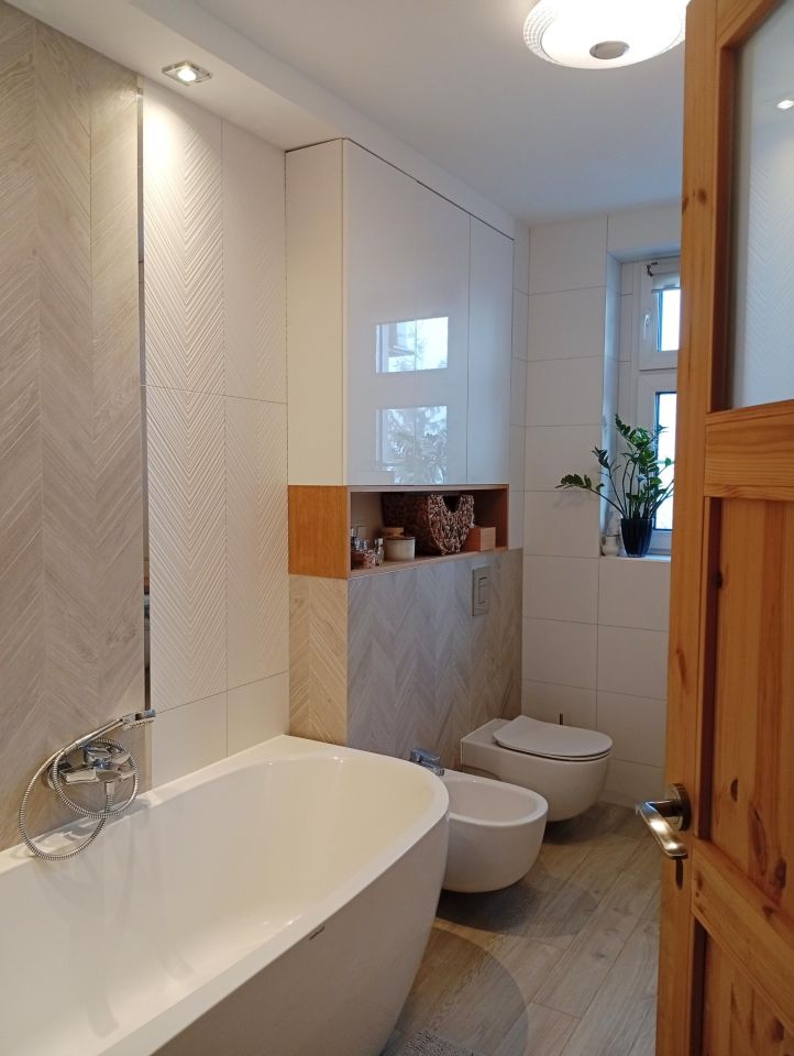 Mieszkanie 5-pokojowe Grodków. Zdjęcie 4