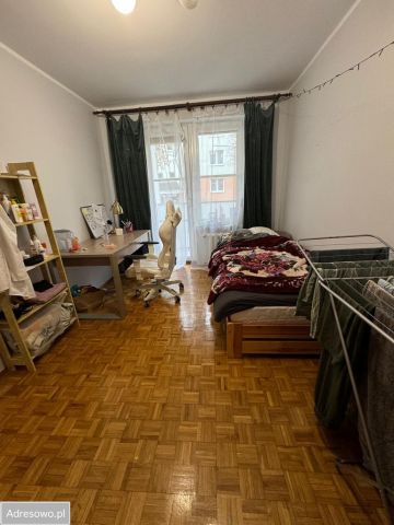 Mieszkanie 3-pokojowe Toruń Bydgoskie Przedmieście, ul. Władysława Broniewskiego. Zdjęcie 1