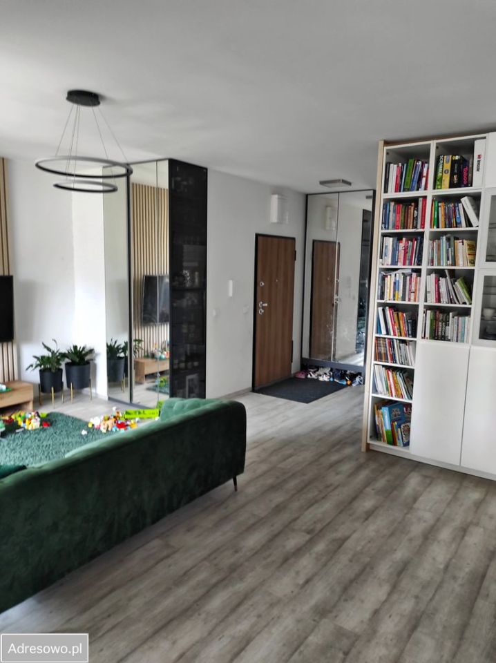 Mieszkanie 4-pokojowe Warszawa Wola, ul. Karolkowa. Zdjęcie 2