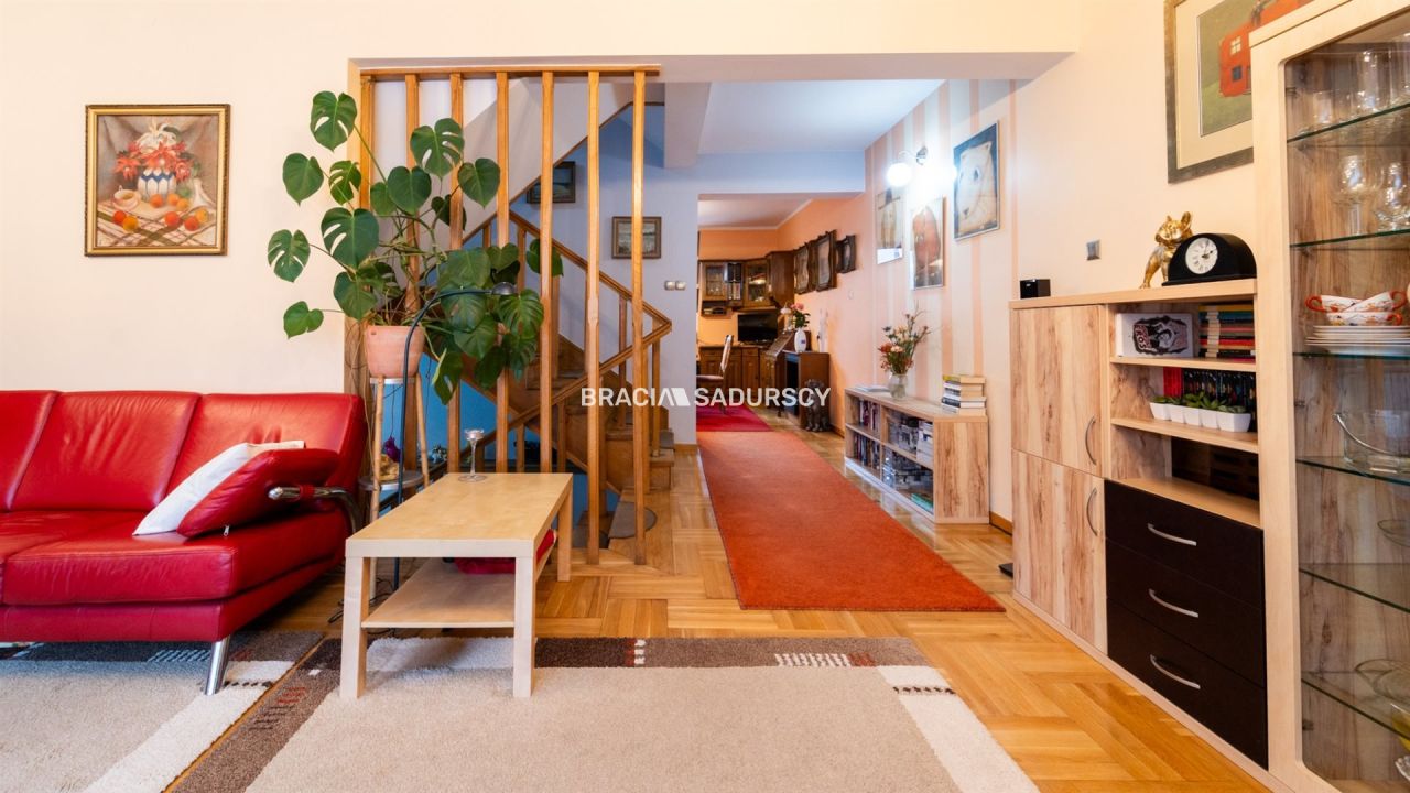 dom szeregowy, 6 pokoi Kraków Olsza, ul. Ludwika Idzikowskiego. Zdjęcie 3