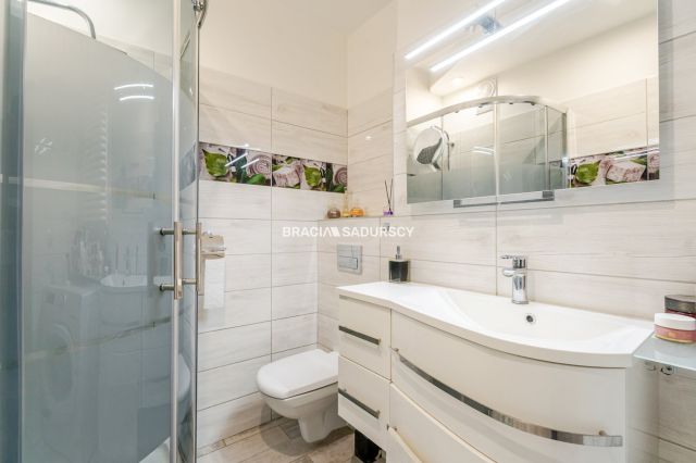 Mieszkanie 3-pokojowe Kraków, ul. Złocieniowa. Zdjęcie 11