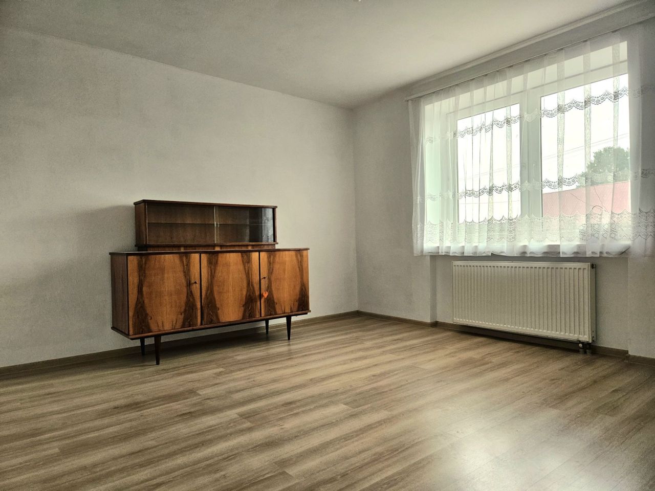 dom wolnostojący Złoczew, ul. Starowiejska. Zdjęcie 2