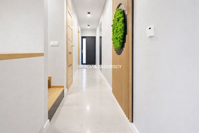 dom szeregowy, 4 pokoje Myślenice, ul. Zacisze. Zdjęcie 26