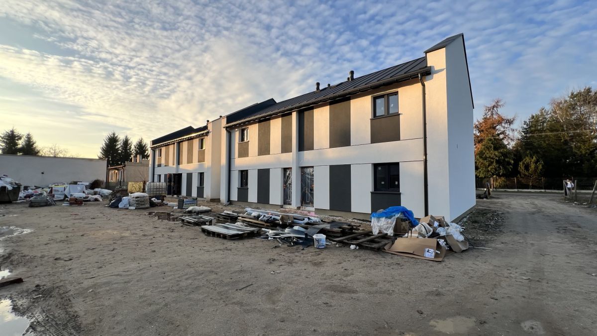 dom szeregowy, 4 pokoje Nowe Mostki. Zdjęcie 2