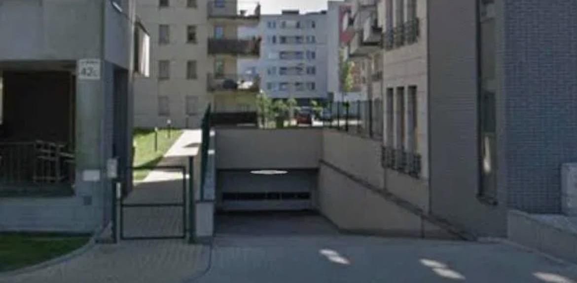 Garaż/miejsce parkingowe Kraków Podgórze, ul. Wielicka. Zdjęcie 4