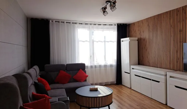 Mieszkanie 3-pokojowe Piła Zamość, ul. Komuny Paryskiej