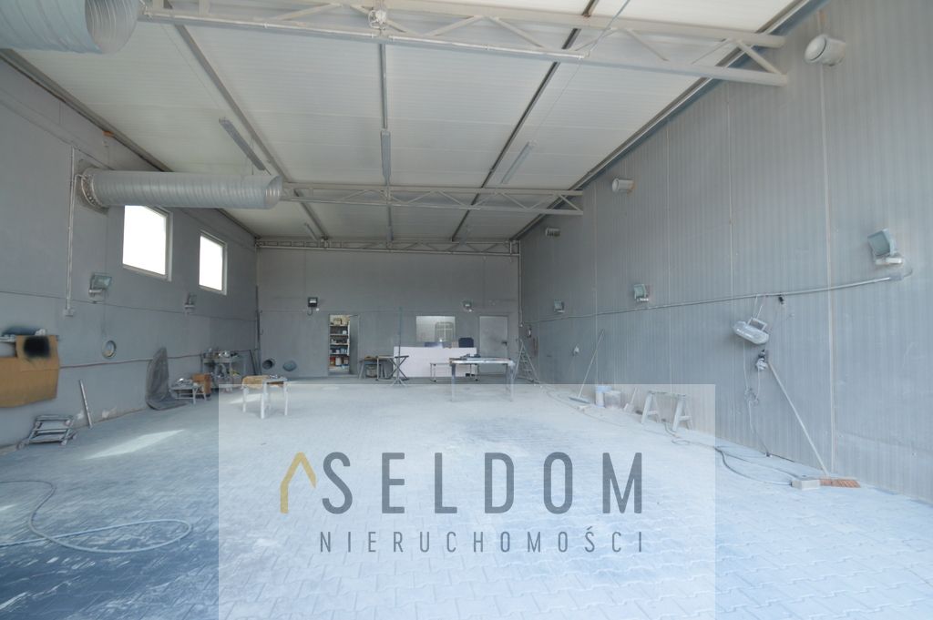 Hala/magazyn Stare Siołkowice. Zdjęcie 8