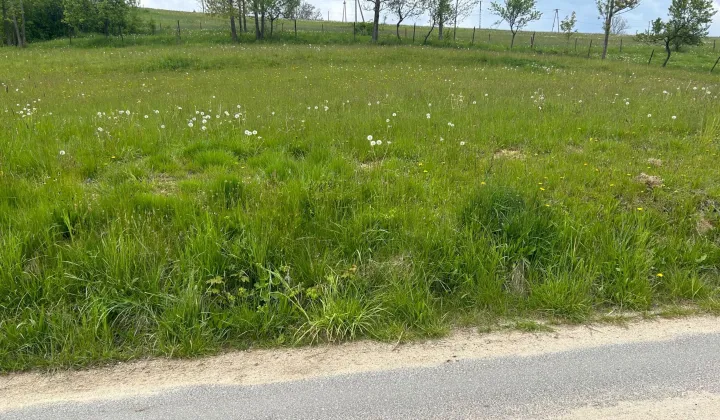 Działka budowlana Czerwienne