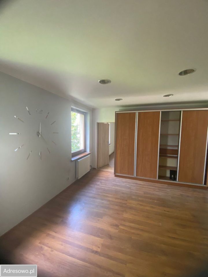 Biuro Rydułtowy, ul. Ofiar Terroru. Zdjęcie 3