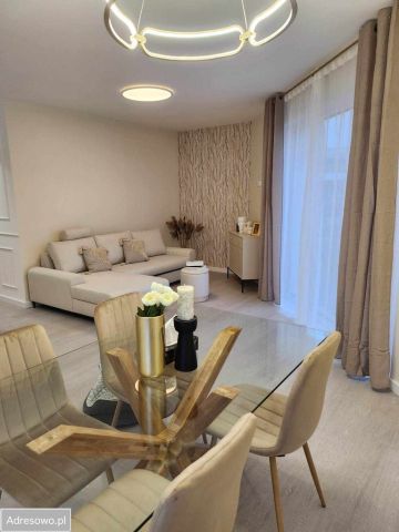 Mieszkanie 3-pokojowe Rumia, ul. Marynarska. Zdjęcie 1