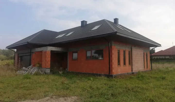 dom wolnostojący, 5 pokoi Bieniewice, ul. Strażacka