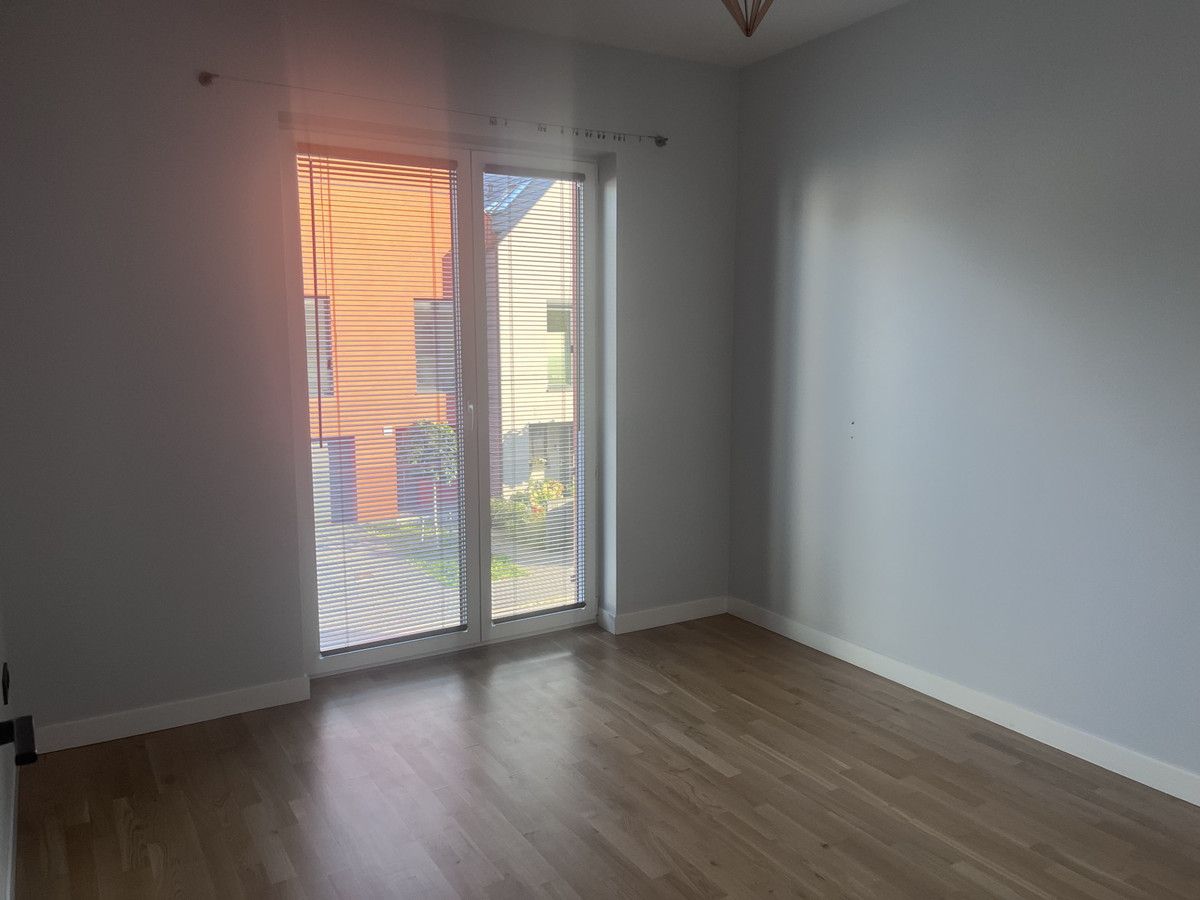 dom, 6 pokoi Stare Babice, ul. Kampinoska. Zdjęcie 3