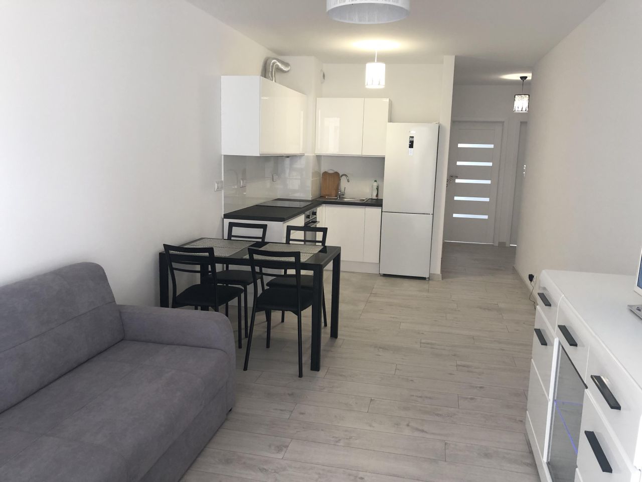 Mieszkanie 3-pokojowe Warszawa Białołęka, ul. Winorośli. Zdjęcie 2