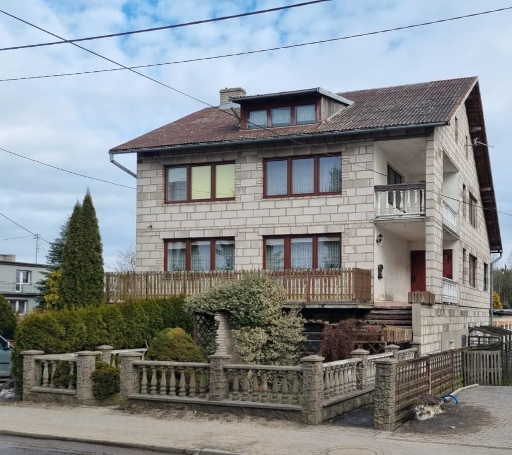 dom wolnostojący, 6 pokoi Pinczyn, ul. Główna. Zdjęcie 1