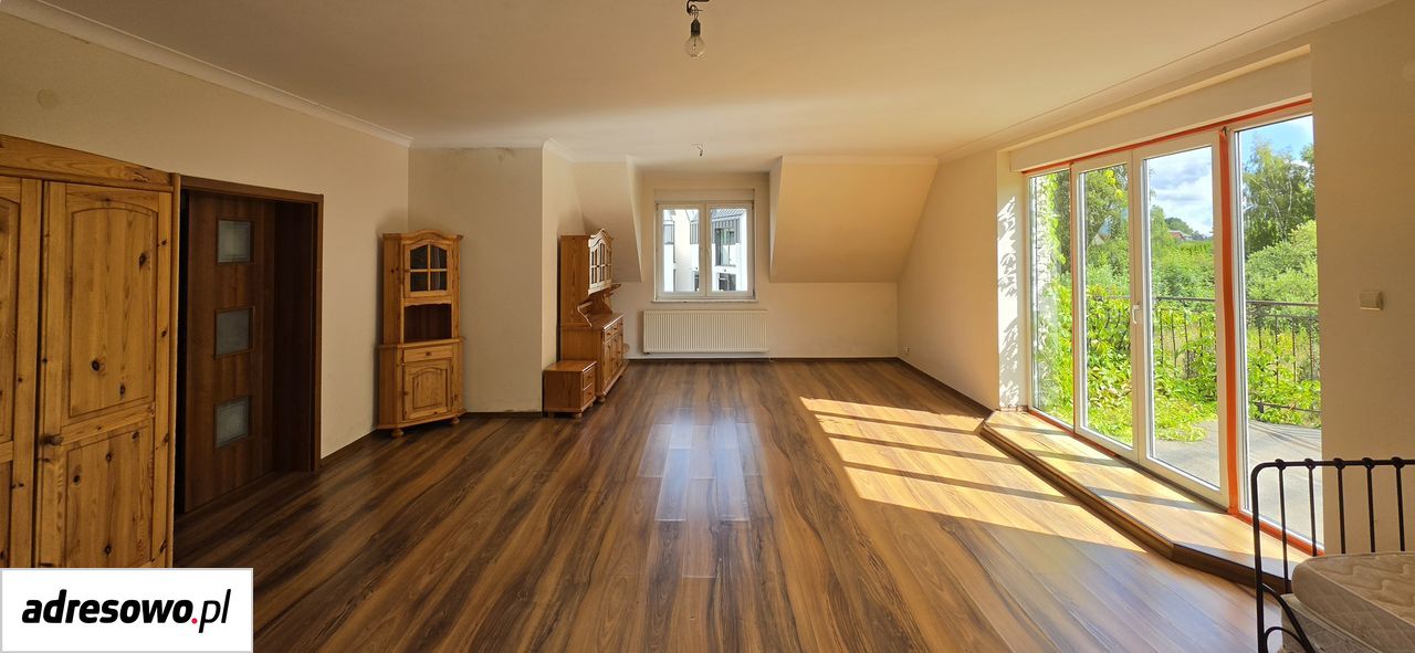 dom wolnostojący, 10 pokoi Grabno. Zdjęcie 15