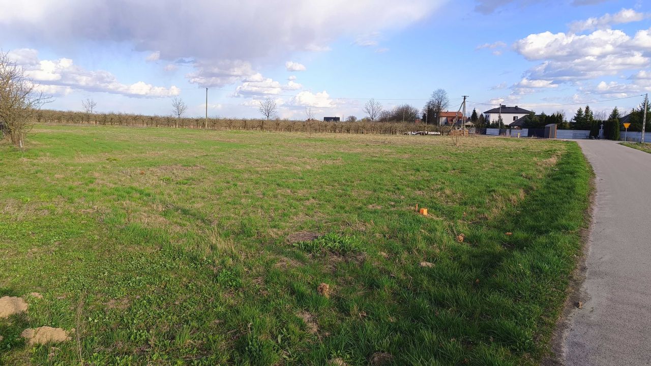 Działka budowlana Łoniów. Zdjęcie 2