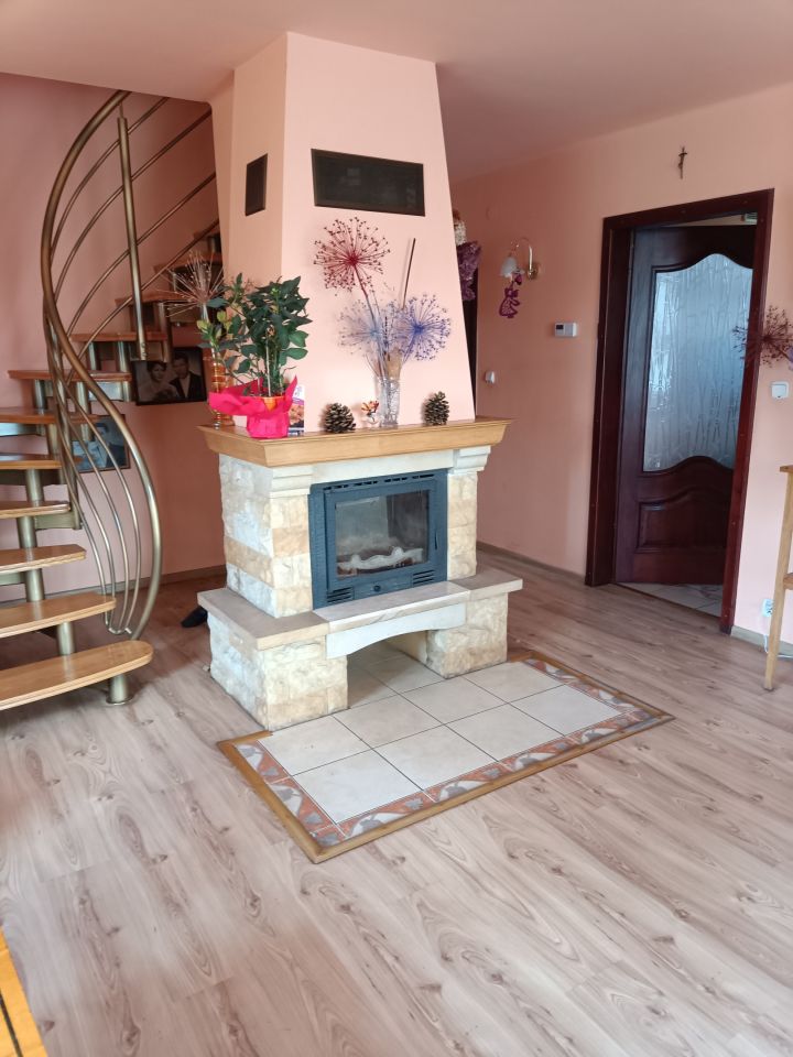 dom wolnostojący, 5 pokoi Lubaczów Mazury, ul. Akacjowa. Zdjęcie 22