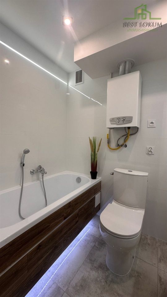 Mieszkanie 3-pokojowe Kielce Centrum, ul. bp. Czesława Kaczmarka. Zdjęcie 5