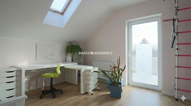 dom wolnostojący, 6 pokoi Kraków Nowa Huta, ul. Rumiankowa. Zdjęcie 8