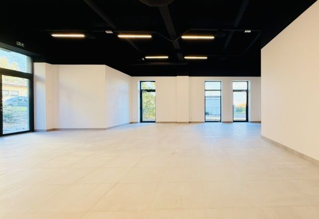 Lokal Rzeszów, al. Wincentego Witosa. Zdjęcie 7